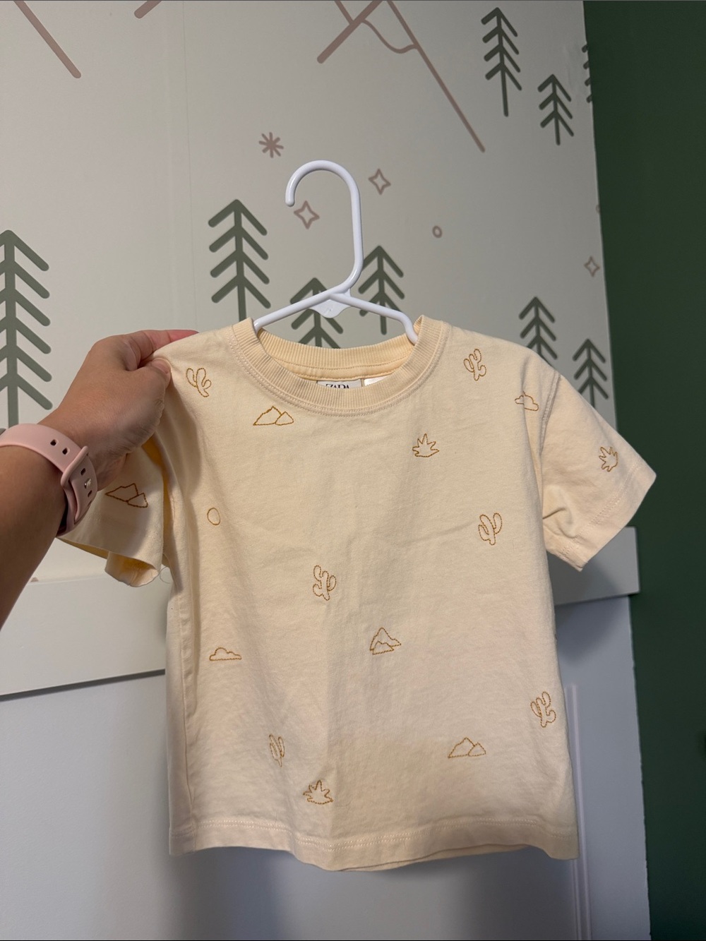Zara Desert Motif Short Sleeve Tee